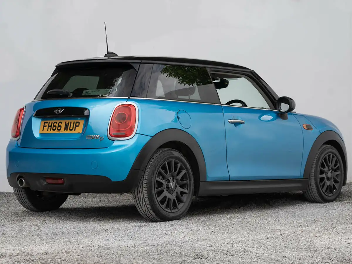 2016-mini-cooper-15td-cooper-d-ss-hatchback-3d-big-1