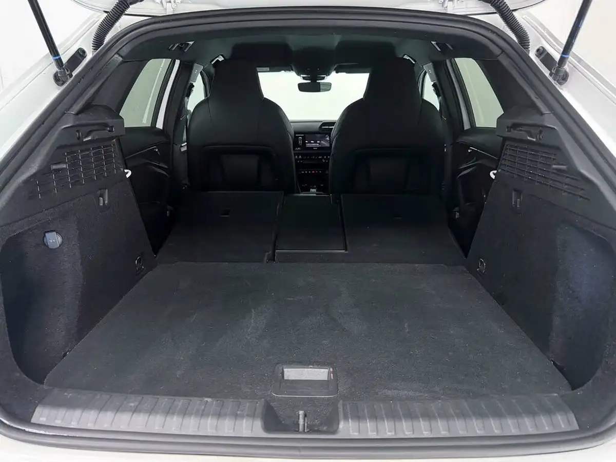 2021-audi-s3-20-tfsi-sportback-5d-big-10