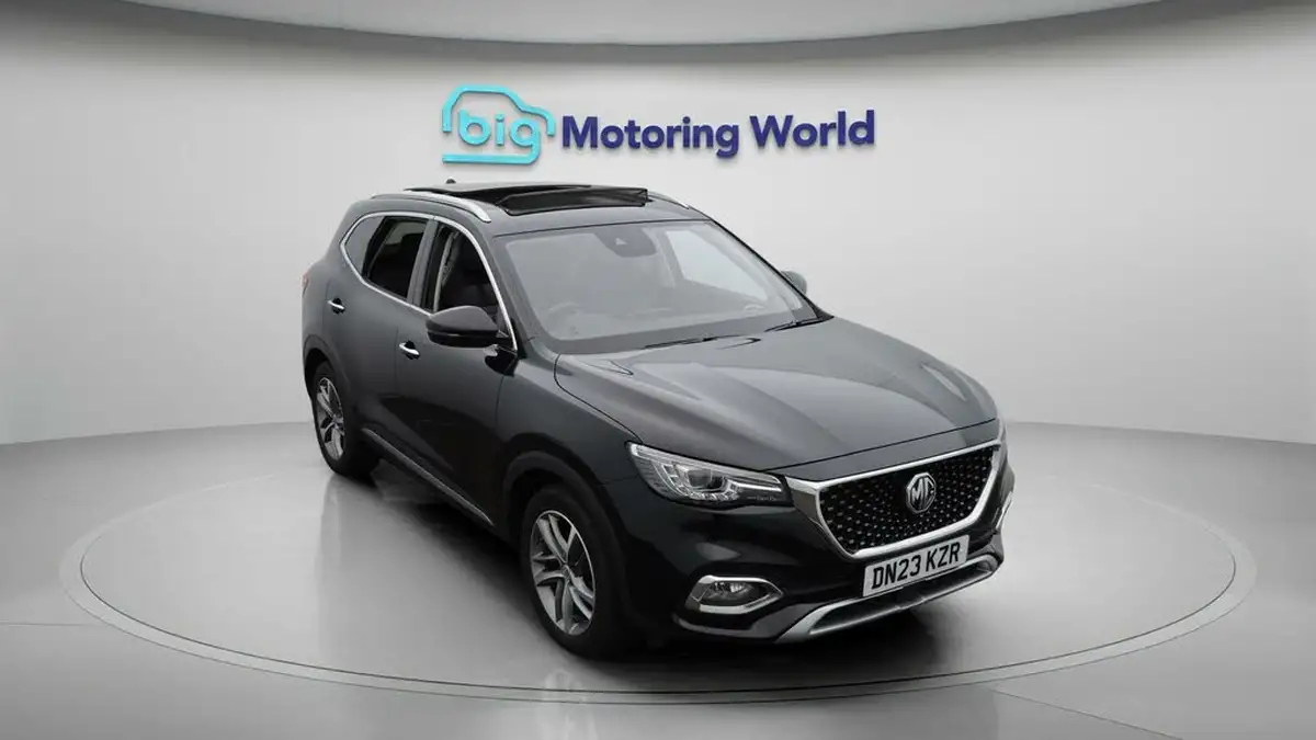 2023-mg-hs-15t-gdi-exclusive-162ps-dct-big-20