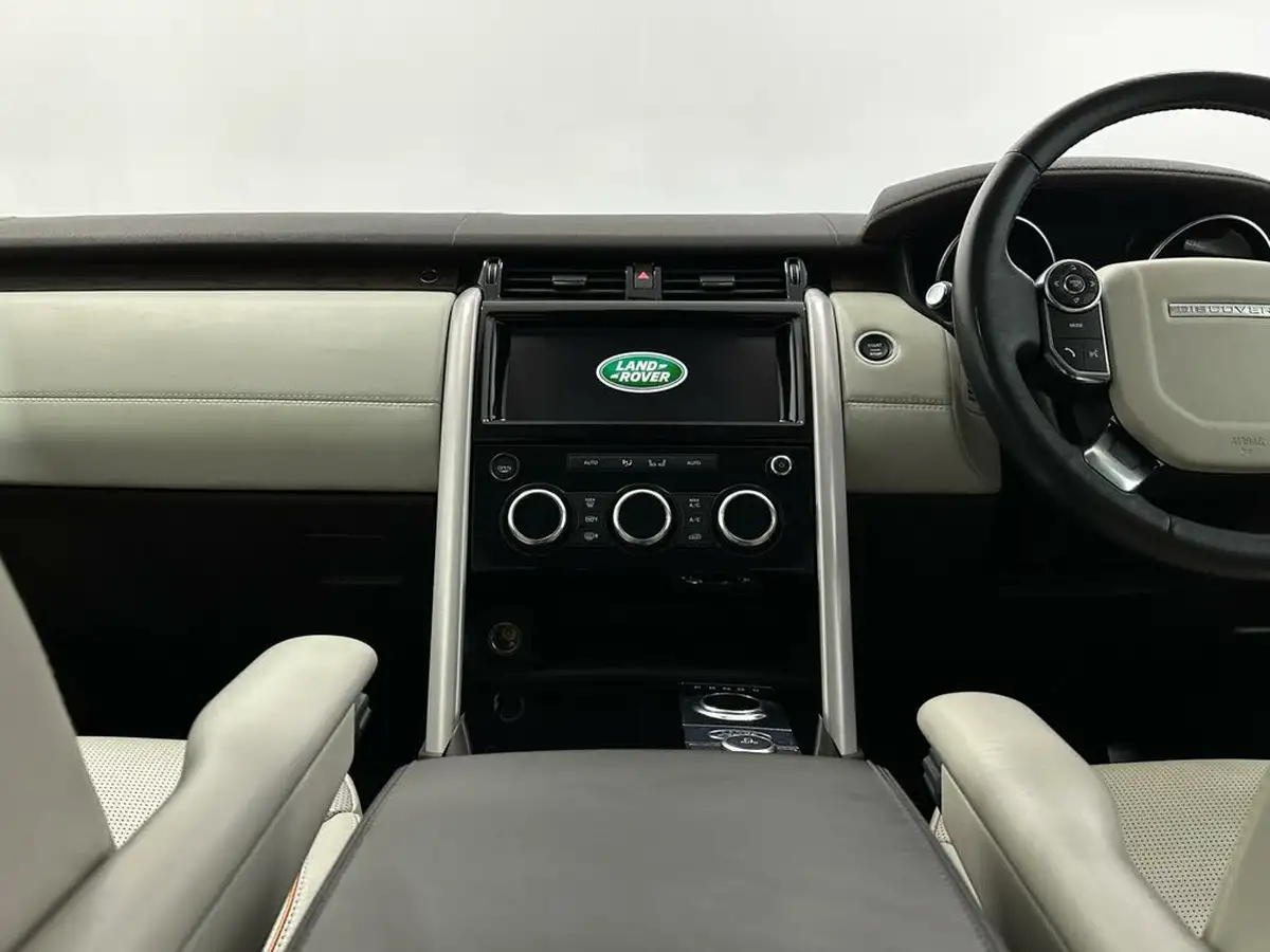 2017-land-rover-discovery-20sd4-hse-luxury-big-21