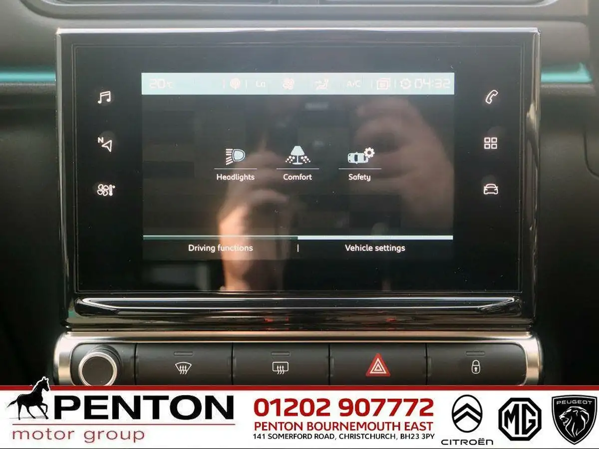 2022-citroen-c3-12-puretech-shine-plus-110ps-ss-eat6-big-16