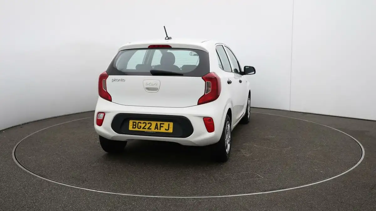 2022-kia-picanto-10-1-big-54