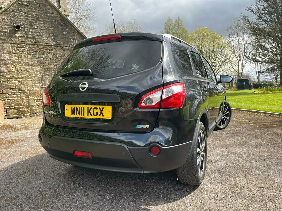 2011-nissan-qashqai2-15td-n-tec-big-69