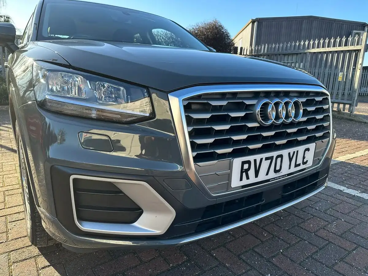 2020-audi-q2-10-30-tfsi-sport-116ps-big-1