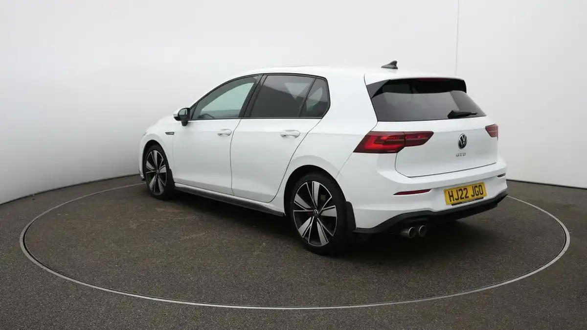 2022-volkswagen-golf-20tdi-gtd-big-65