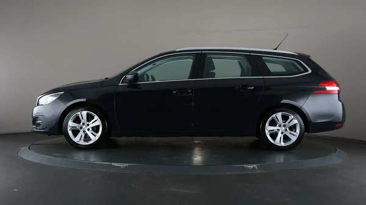 2020-peugeot-308-sw-12-puretech-allure-130bhp-big-36