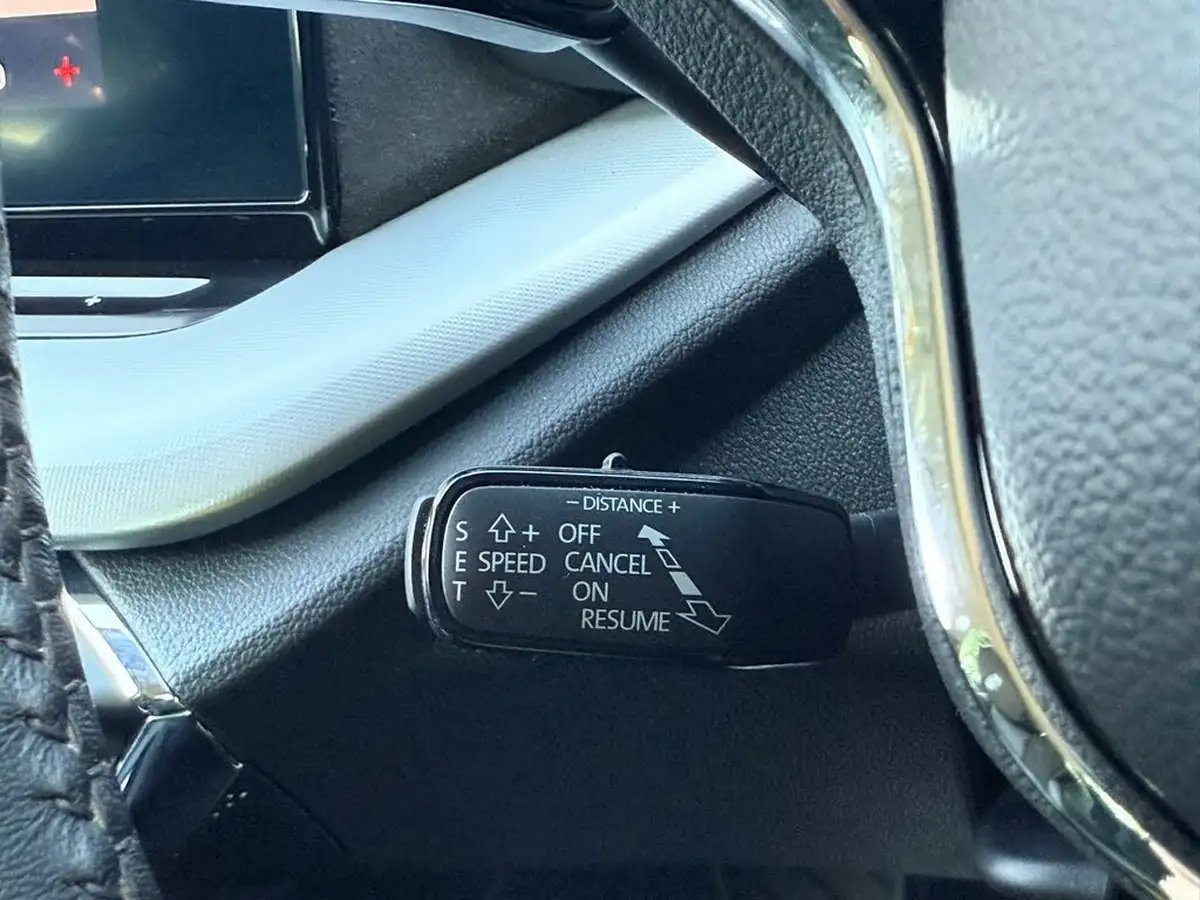 2021-skoda-octavia-14-tsi-se-l-hatchback-big-19