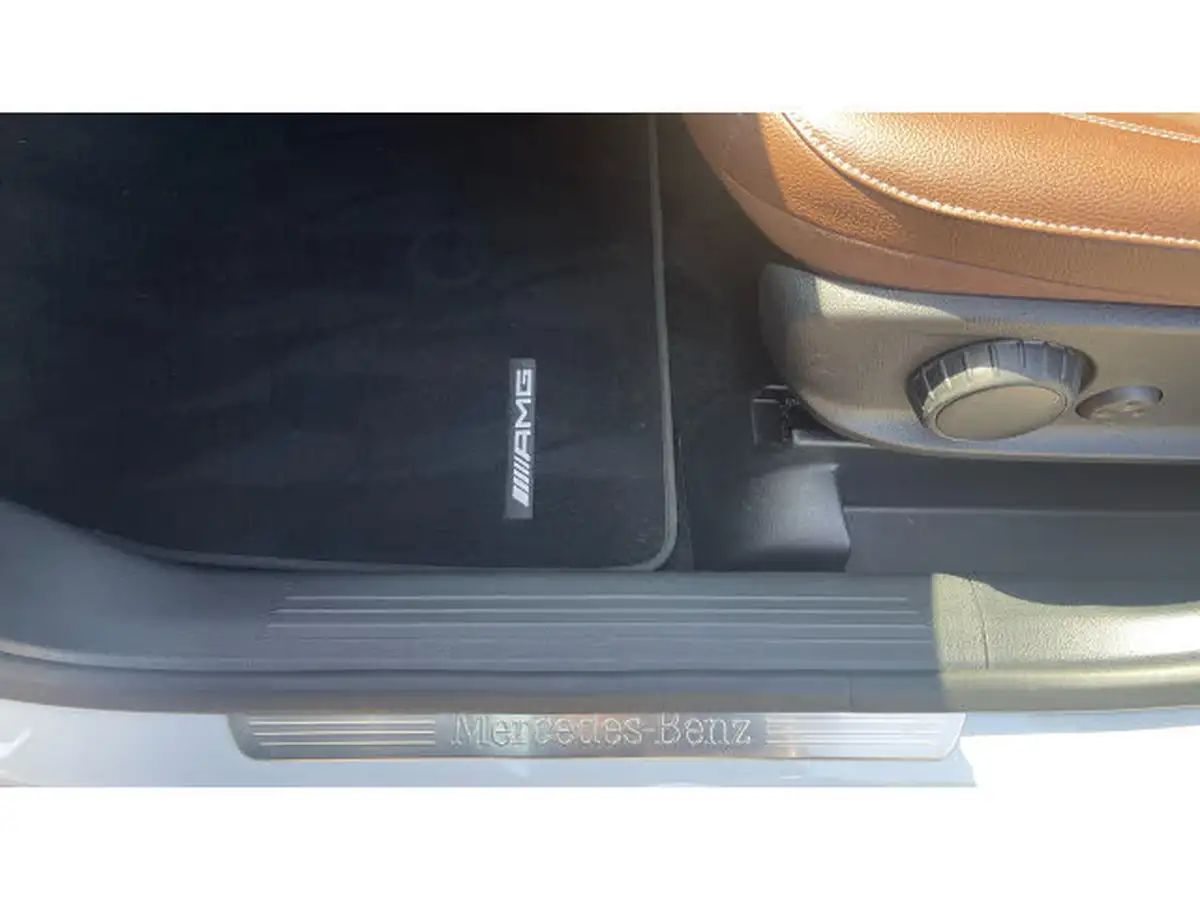 2023-mercedes-benz-glb-class-13-glb200-amg-line-executive-big-31