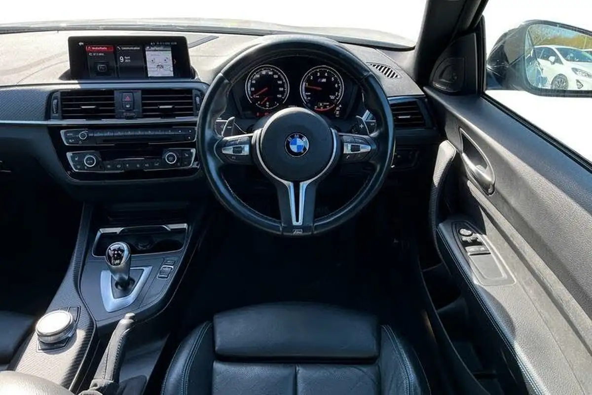 2018-bmw-2-series-30-m2-dct-big-10