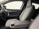 2025-renault-megane-e-tech-e-iconic-small-12