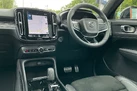 2022-volvo-xc40-15-t4-r-design-small-33
