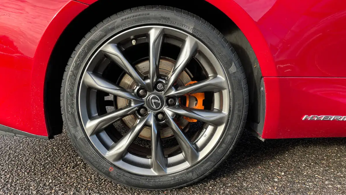 2019-lexus-rc-300h-25-f-sport-223bhp-big-18