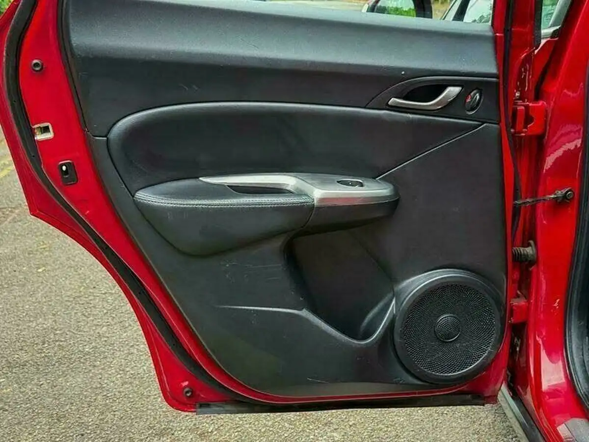 2010-honda-civic-18-ex-gt-auto-big-26