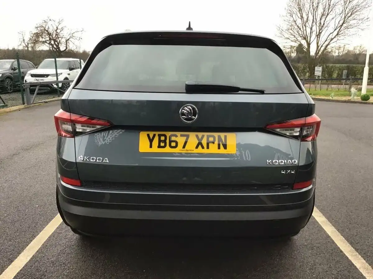 2017-skoda-kodiaq-20tdi-edition-190ps-4x4-7-seat-ss-dsg-big-6