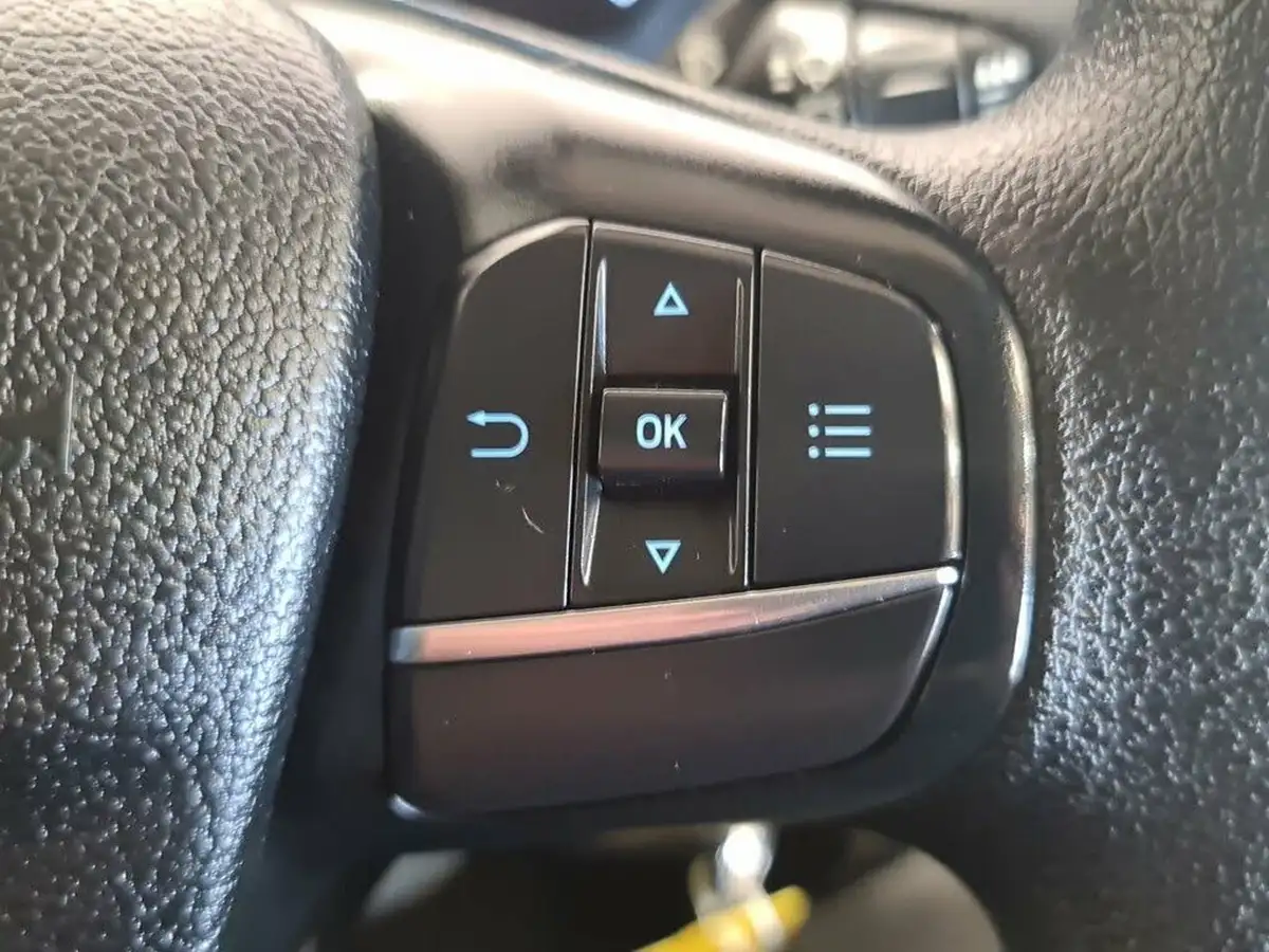 2024-ford-transit-big-25