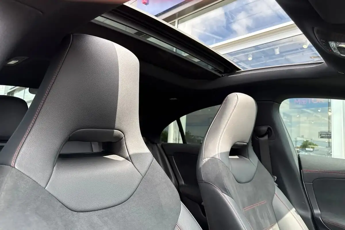 2023-mercedes-benz-cla-20d-cla-220d-amg-line-premium-plus-night-edition-coupe-4d-big-23