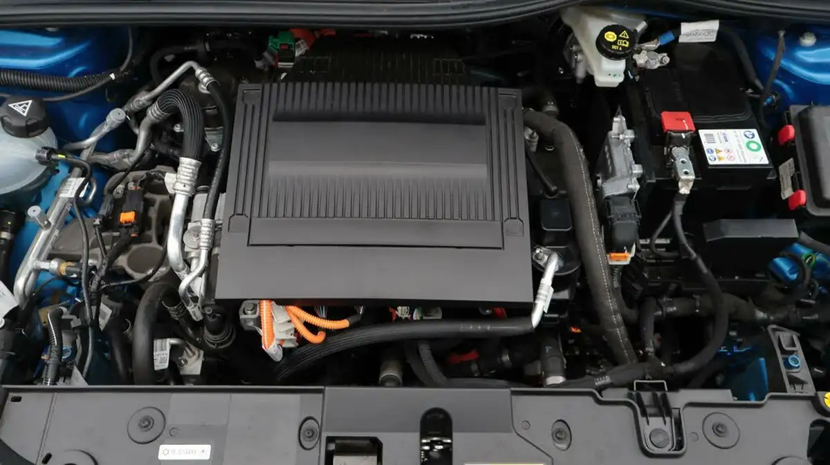 2024-peugeot-208-e-e-style-big-19