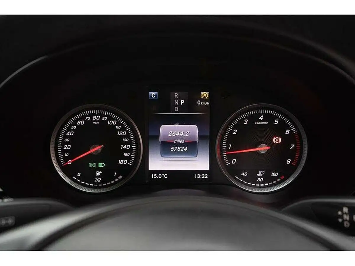 2017-mercedes-benz-c-class-20-c200-se-saloon-4d-9g-tronic-plus-big-30