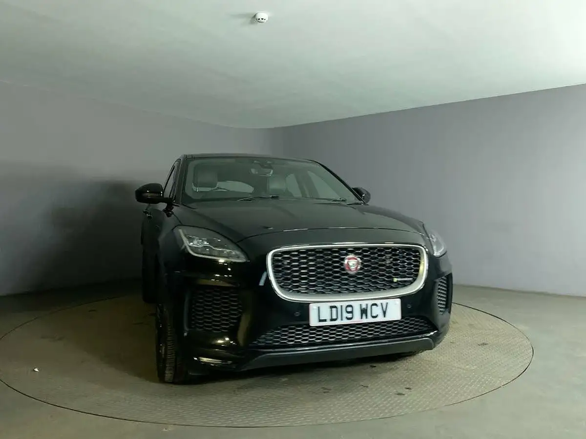 2019-jaguar-e-pace-20-i4d-r-dynamic-s-150ps-big-1
