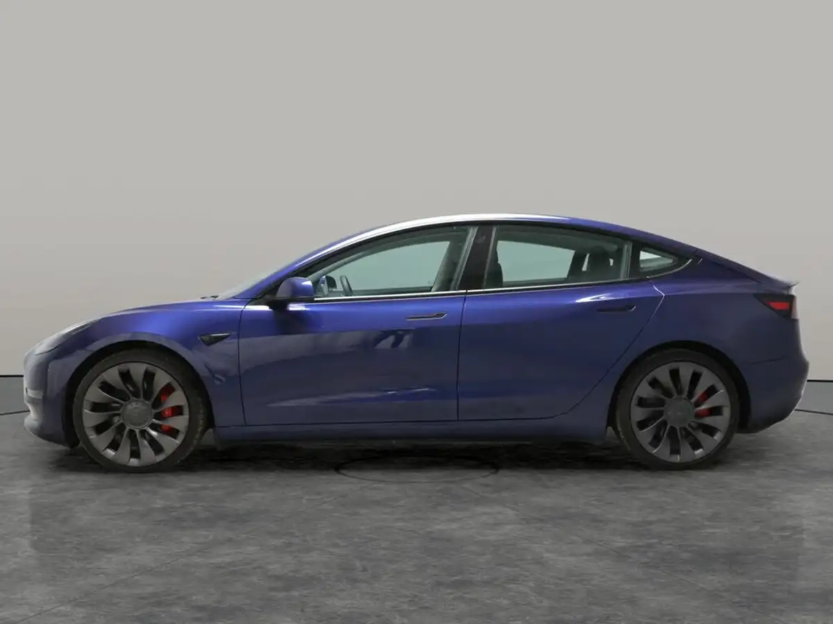 2020-tesla-model-3-e-performance-big-16