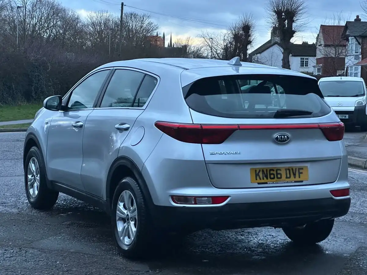 2016-kia-sportage-16-gdi-130bhp-big-5