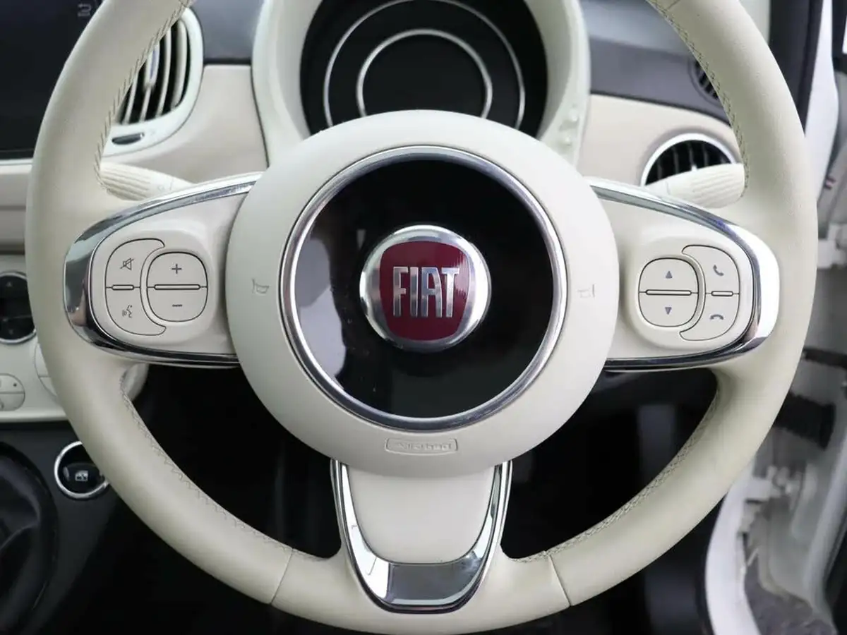 2019-fiat-500-12-dolcevita-big-35
