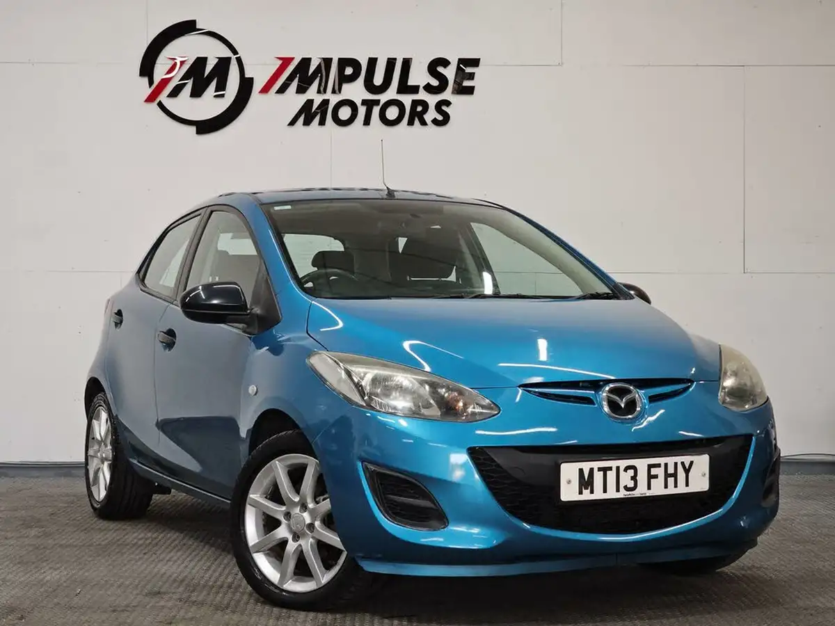 2013-mazda-mazda2-13-ts-air-con-big-0