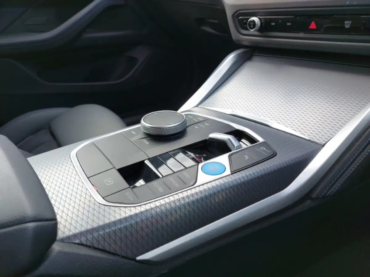 2024-bmw-i4-e-edrive35-m-sport-big-9