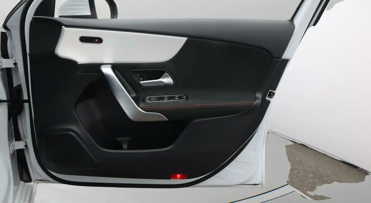 2023-mercedes-benz-a-class-13-a180-amg-line-executive-hatchback-5d-7g-dct-big-15