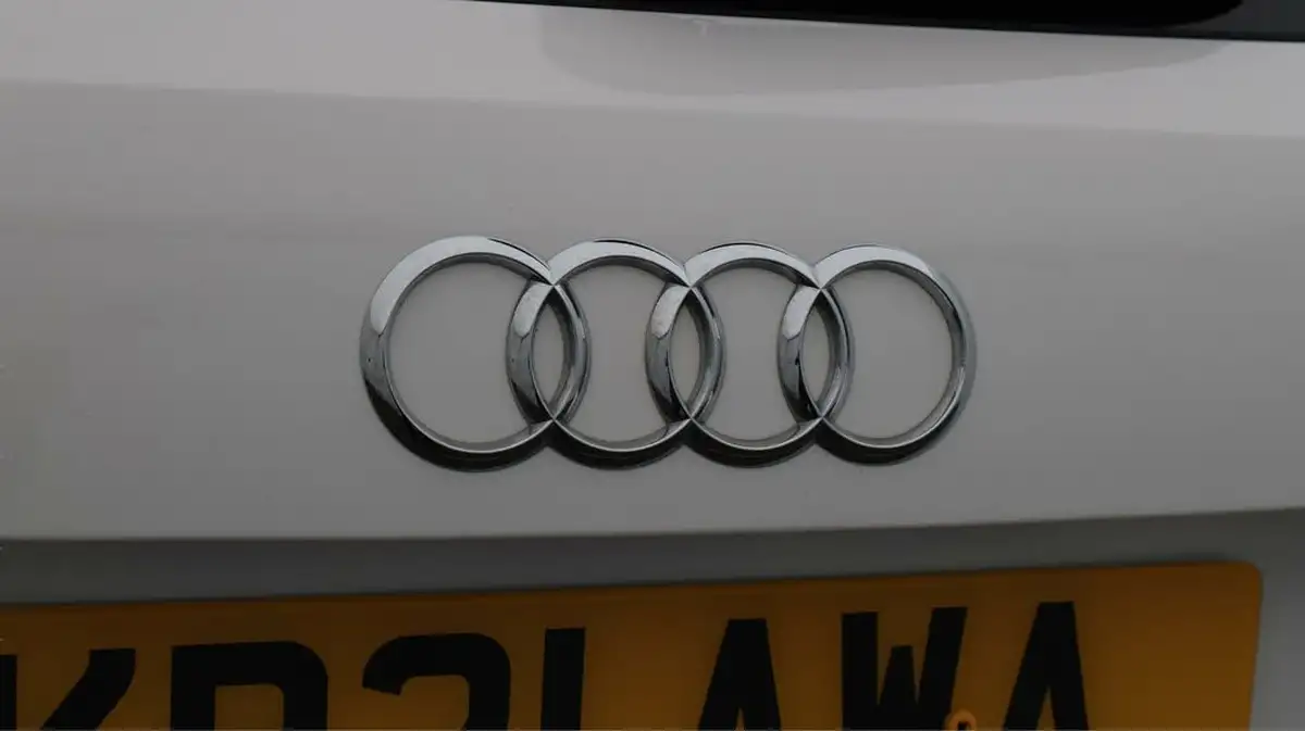 2021-audi-a1-10-30-tfsi-technik-110ps-big-21