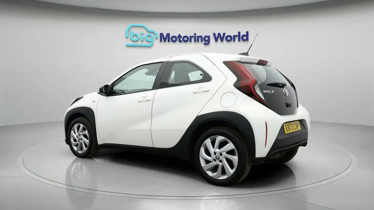 2023-toyota-aygo-x-10-vvt-i-pure-cvt-big-4