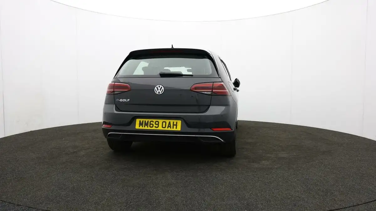 2020-volkswagen-golf-e-e-golf-big-76