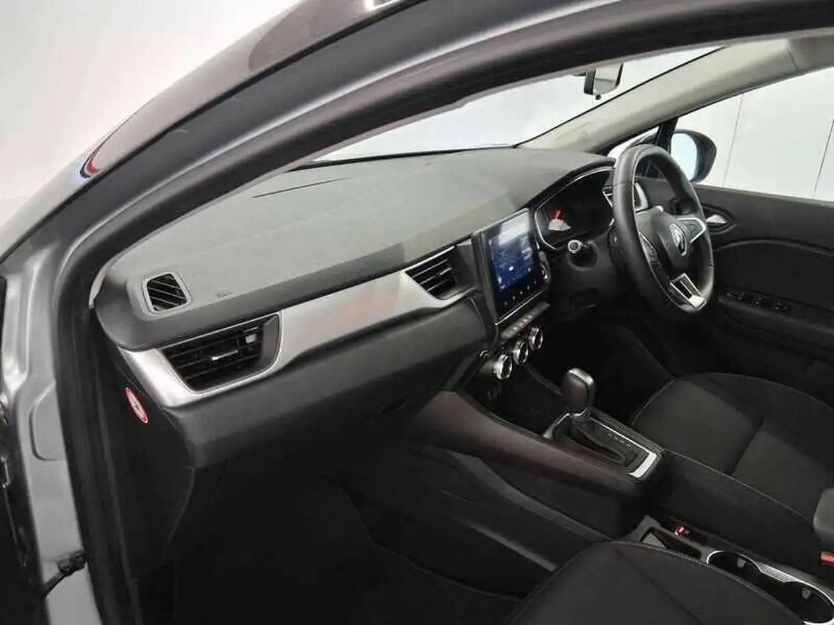 2020-renault-captur-13-tce-iconic-130bhp-edc-auto-big-12