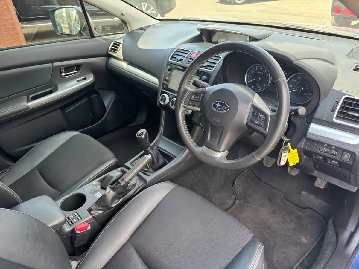 2015-subaru-impreza-16-rc-big-11