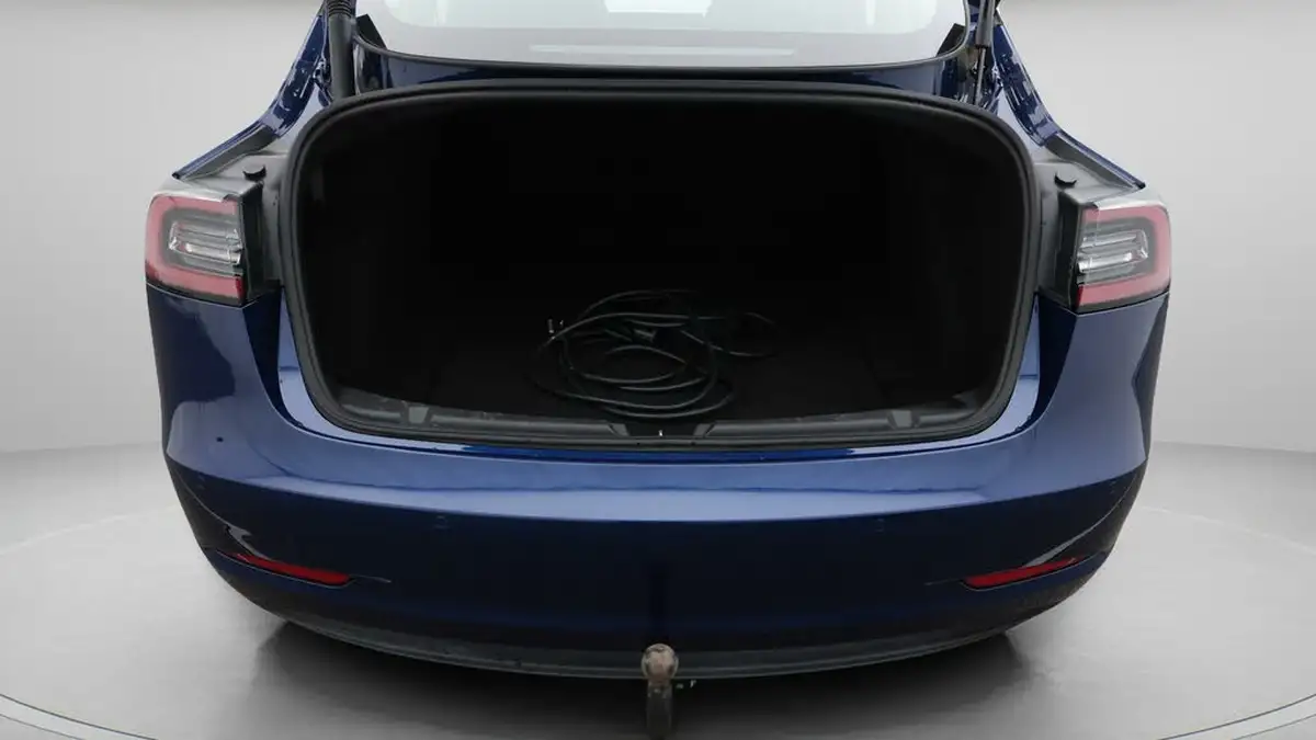 2021-tesla-model-3-e-long-range-4x4-big-17