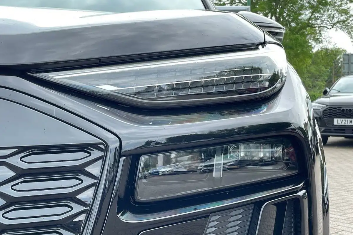 2024-audi-sq6-e-tron-e-edition-1-suv-big-49