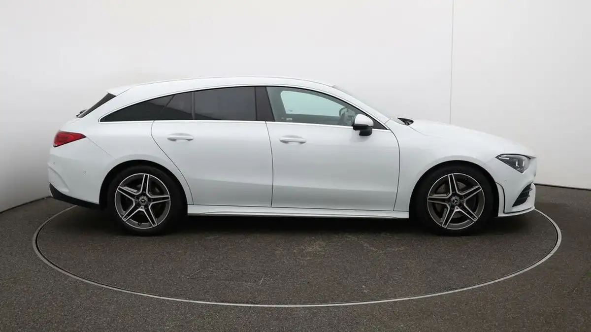 2022-mercedes-benz-cla-13-cla-200-amg-line-shooting-brake-5d-big-48