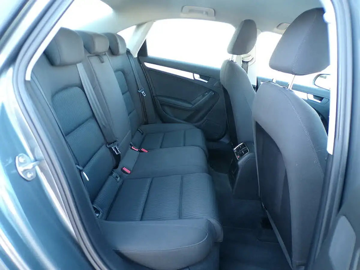 2012-audi-a4-20td-se-143ps-multitronic-big-16