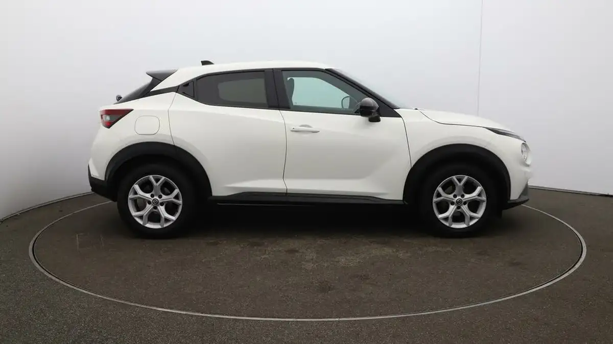 2022-nissan-juke-10-dig-t-n-connecta-big-49