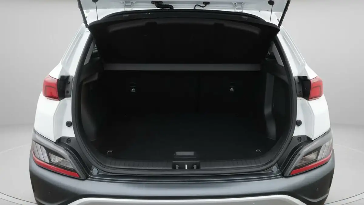 2022-hyundai-kona-16-gdi-premium-big-17