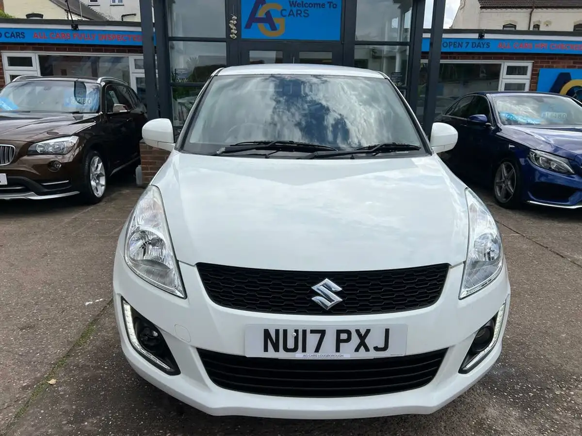 2017-suzuki-swift-12-sz2-5d-big-16