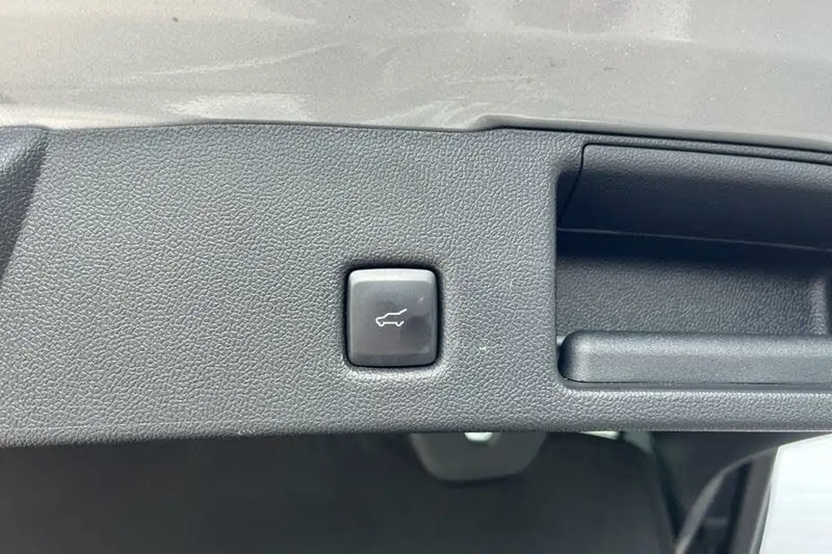2022-ford-kuga-big-34