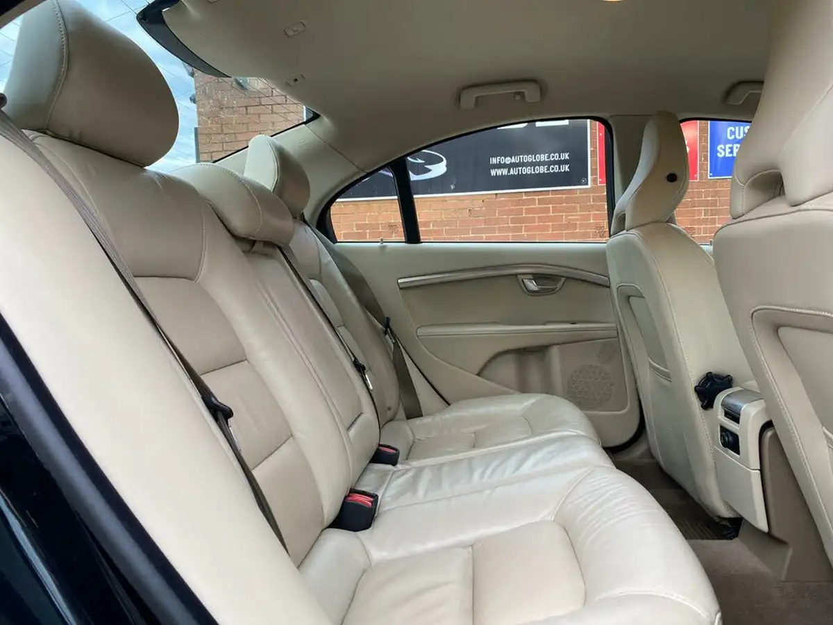 2013-volvo-s80-16td-d2-se-lux-big-39