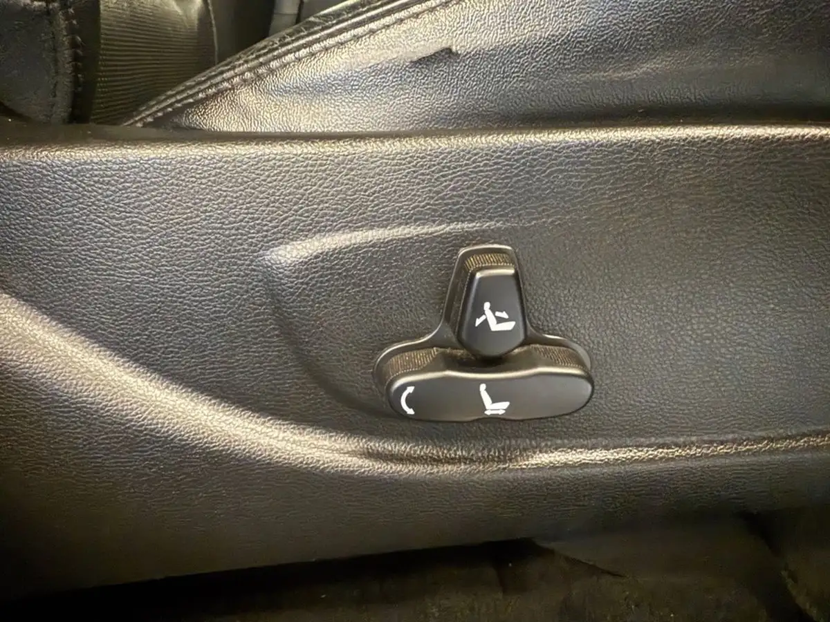 2019-kgm-ssangyong-korando-22td-ultimate-big-47