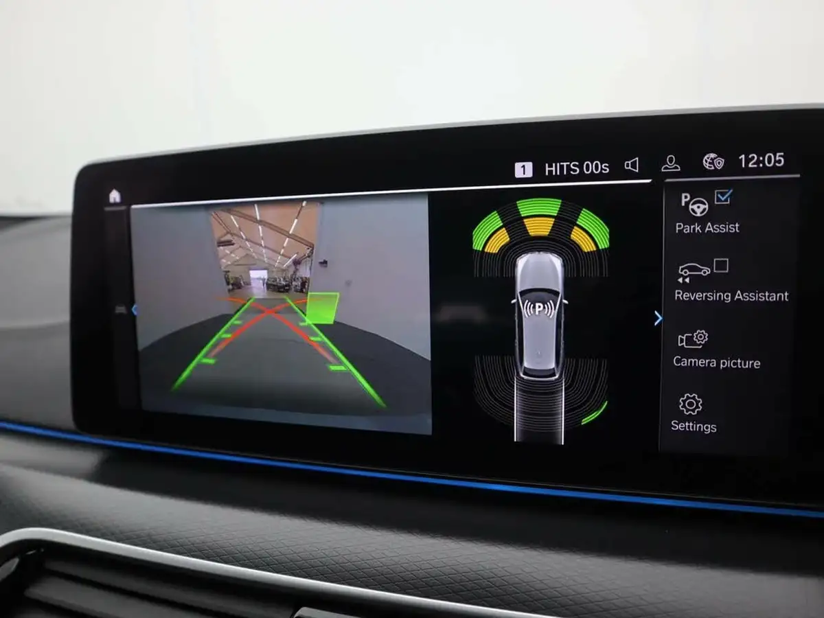 2022-bmw-5-series-20-530e-m-sport-touring-5d-big-27