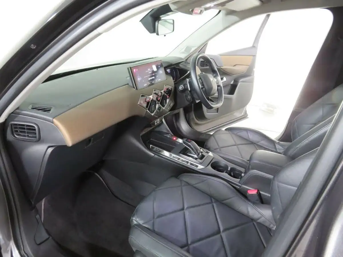 2019-ds-ds-3-crossback-12-puretech-prestige-130ps-eat8-big-1