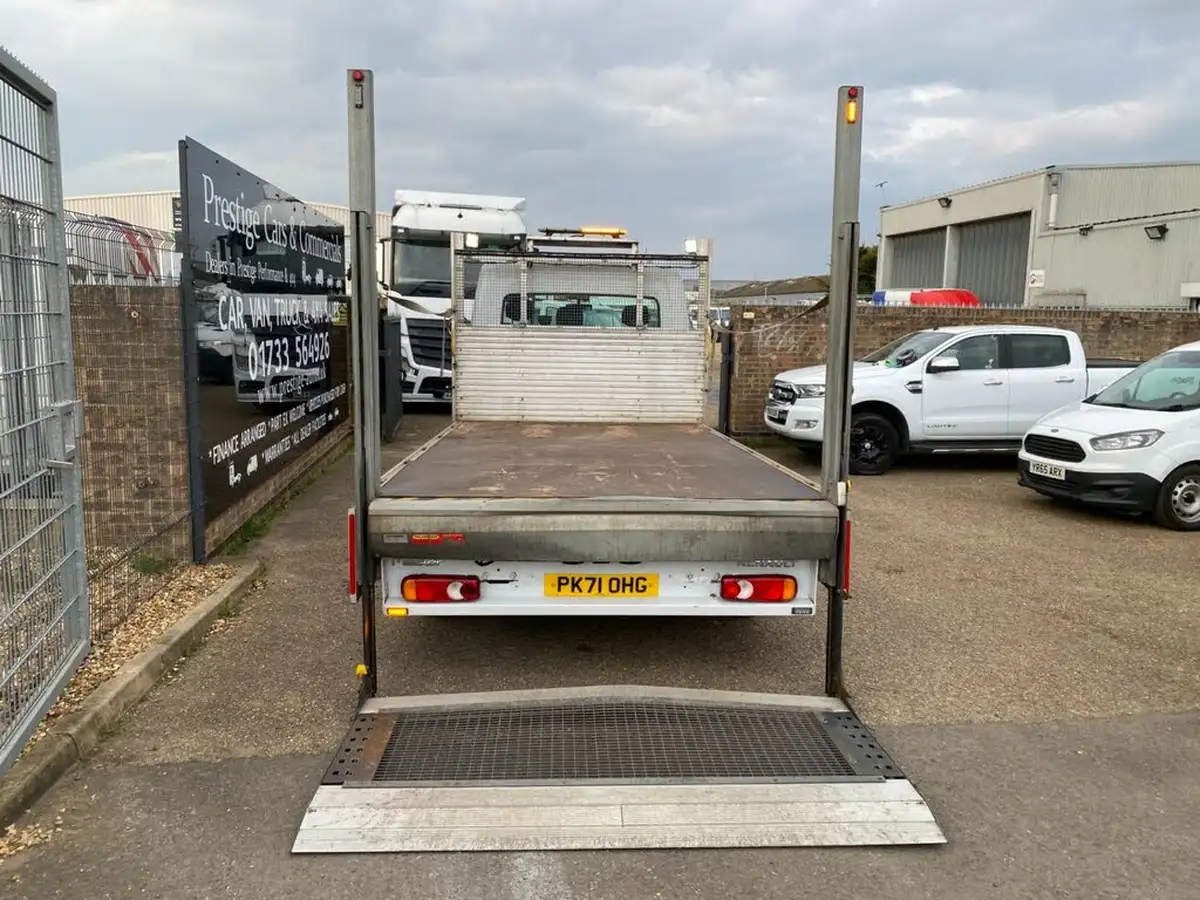 2021-renault-master-23dci-ll35-150-business-energy-chassis-cab-big-5