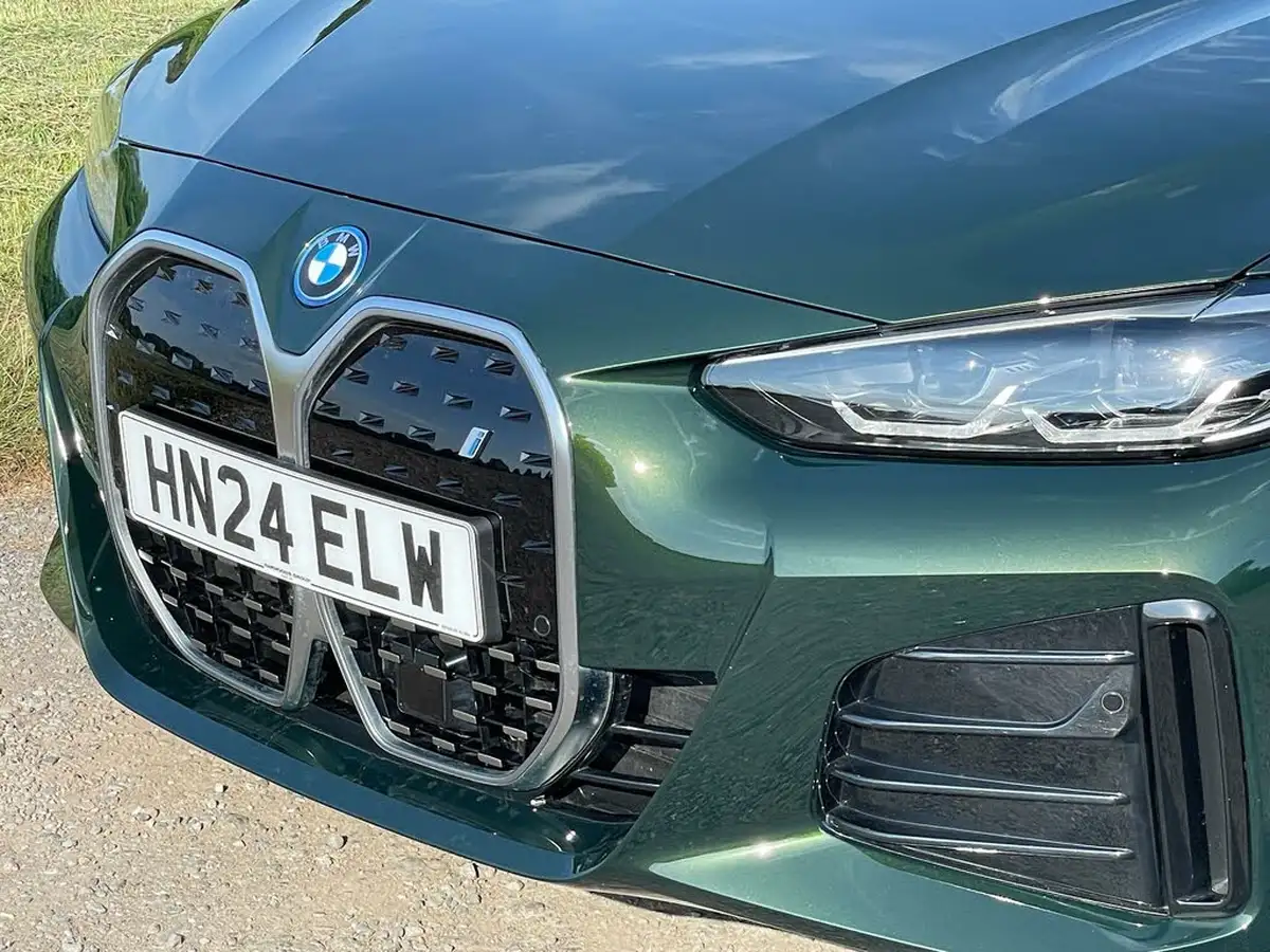 2024-bmw-i4-e-edrive40-m-sport-pro-packtech-pack-big-47
