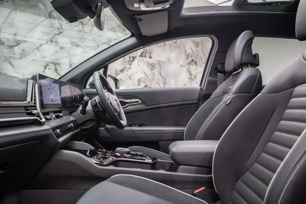 2023-kia-sportage-16-t-gdi-gt-line-s-261bhp-awd-phev-auto-big-14