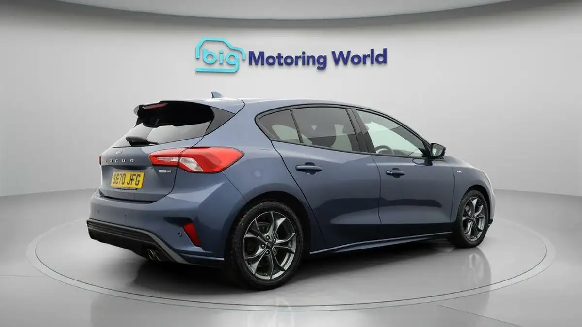 2021-ford-focus-10t-st-line-edition-125ps-hatchback-big-6